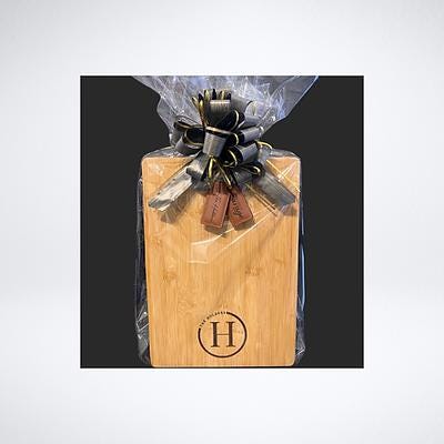 Custom Bamboo Cutting Board | 2 Personalized Keychains